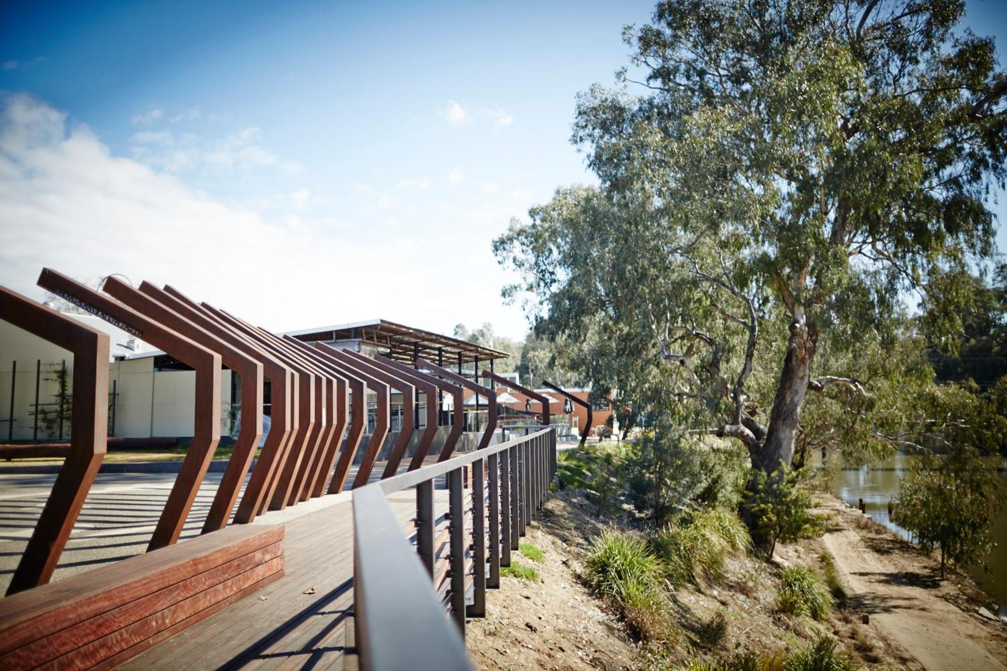 Painters Island Holiday Park Hotel Wangaratta Exterior photo